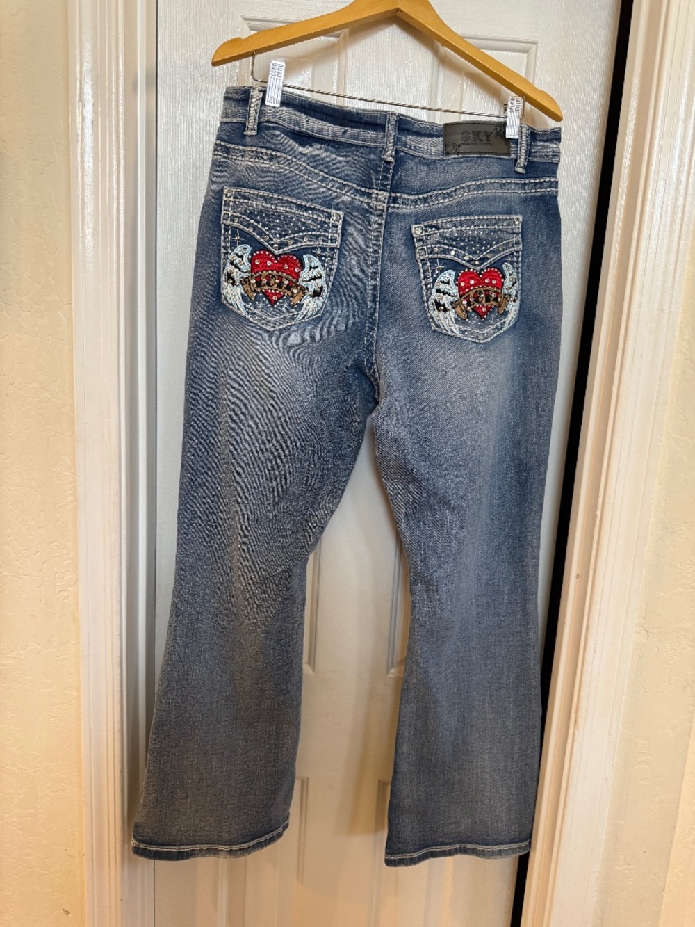 Sky Premium Collection red heart Women Denim Jeans SZ 16 Junior Plus